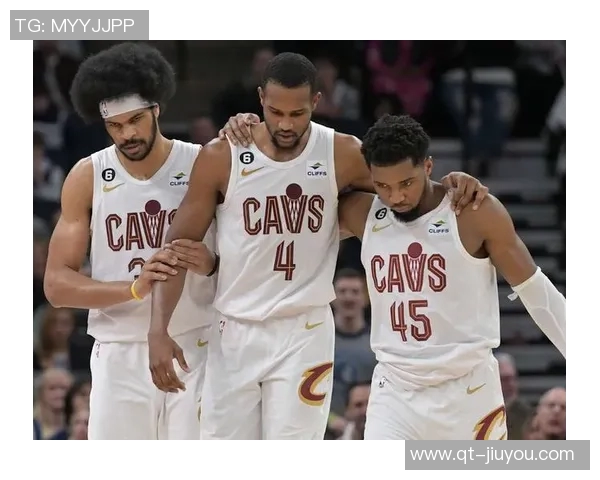 东部冠军争夺战骑士领跑27尼克斯紧随其后活塞仅13落后 东部冠军争夺战骑士领跑27尼克斯紧随其后活塞仅13落后